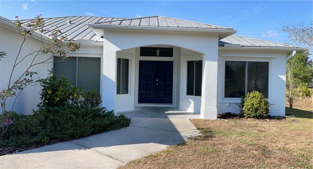 Recently Sold: $245,000 (3 beds, 2 baths, 1587 Square Feet)