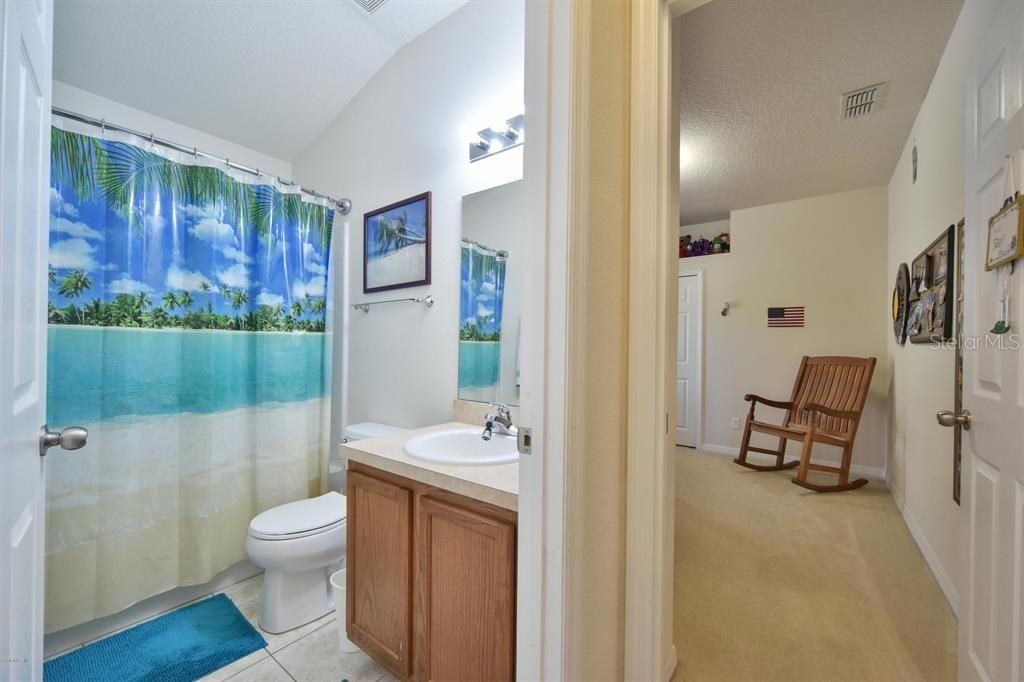 最近售出: $175,000 (3 贝兹, 2 浴室, 1533 平方英尺)