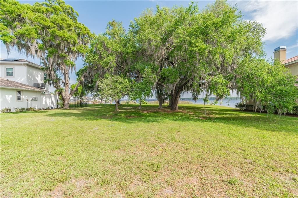 Recently Sold: $350,000 (0.43 acres)