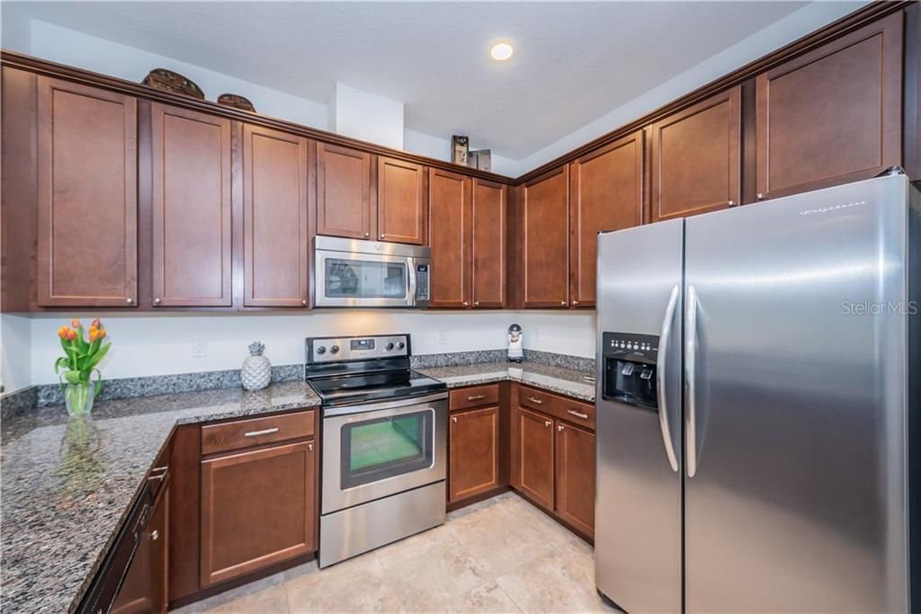 Recently Sold: $277,500 (3 beds, 2 baths, 1740 Square Feet)