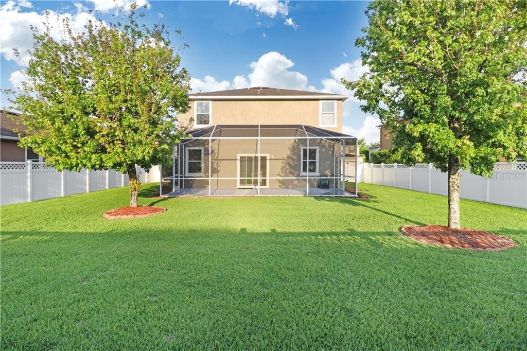 Recently Sold: $325,000 (4 beds, 2 baths, 2201 Square Feet)