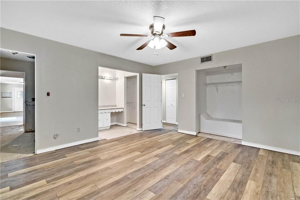 Master suite with soon-to-be ensuite bathroom (bring your imagination!)