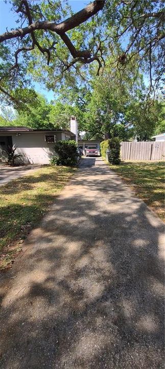 Recently Sold: $225,000 (2 beds, 1 baths, 1056 Square Feet)