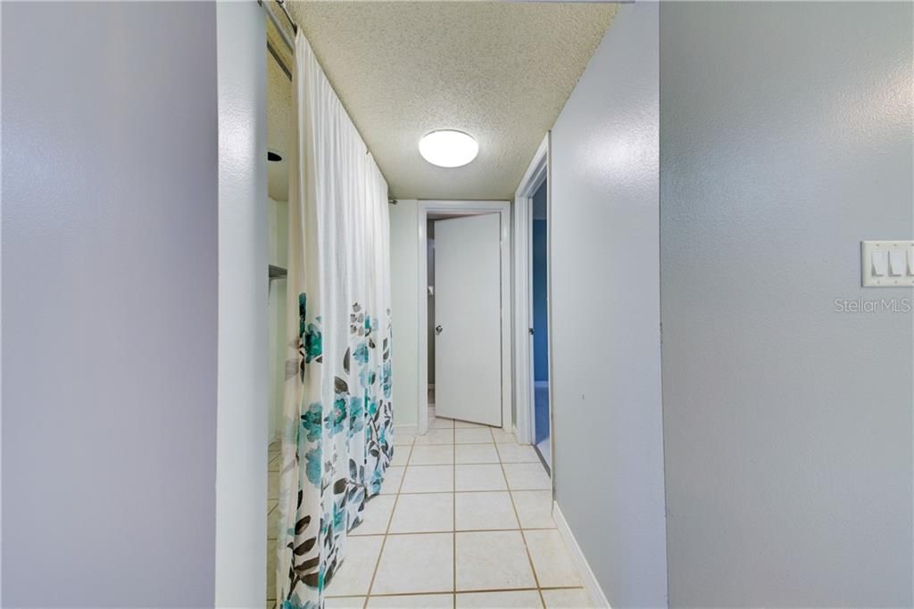 Recently Sold: $139,000 (2 beds, 2 baths, 948 Square Feet)
