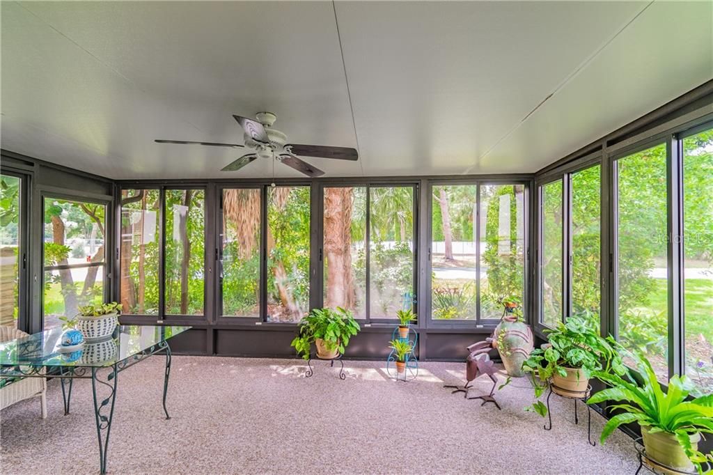 Recently Sold: $215,000 (2 beds, 2 baths, 1180 Square Feet)