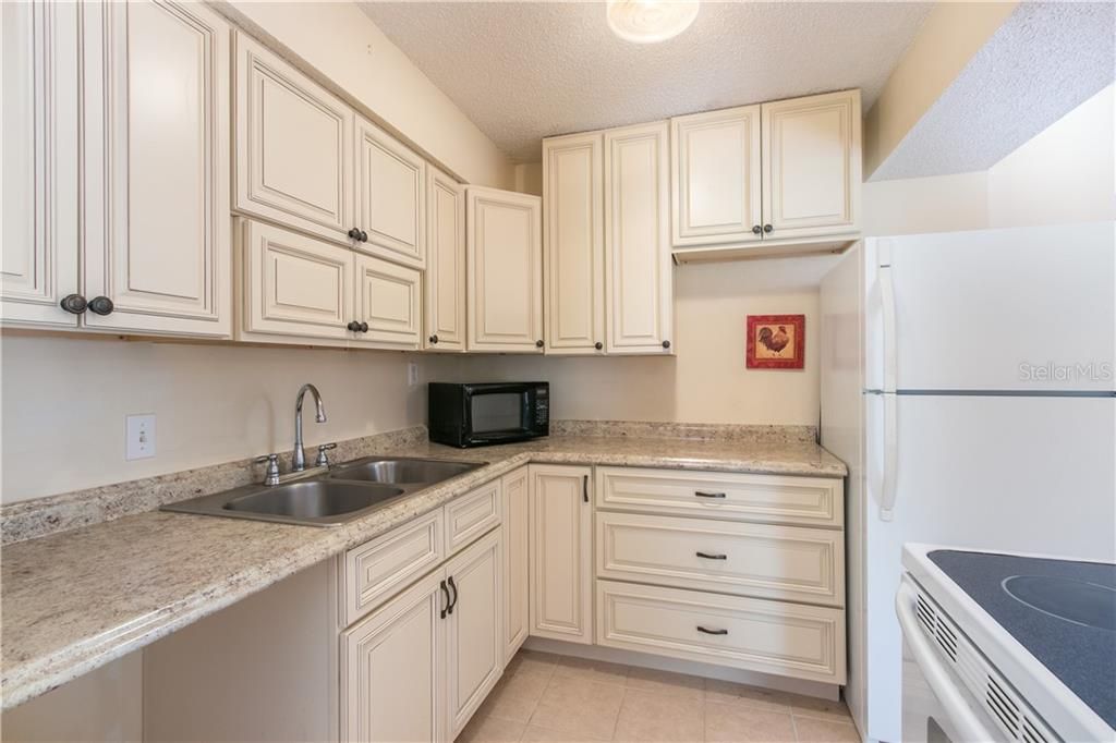 Recently Sold: $75,000 (1 beds, 1 baths, 590 Square Feet)