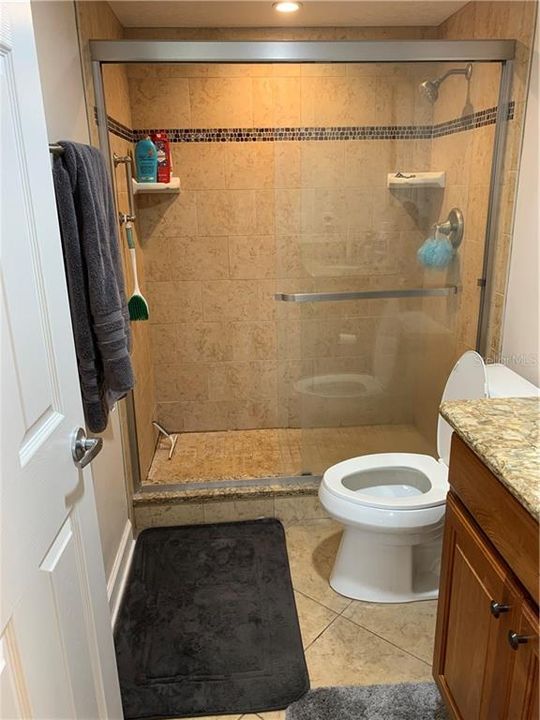 最近租的: $1,800 (2 贝兹, 2 浴室, 1101 平方英尺)