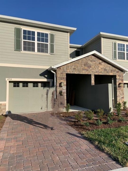 Recently Sold: $255,985 (3 beds, 2 baths, 1720 Square Feet)