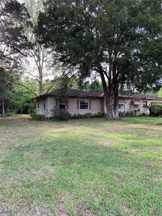 Recently Sold: $120,000 (3 beds, 2 baths, 1092 Square Feet)