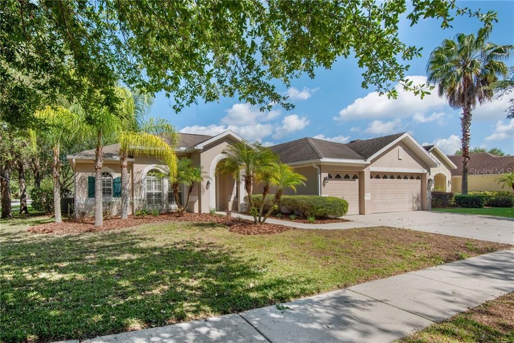 Recently Sold: $518,500 (4 beds, 3 baths, 2896 Square Feet)