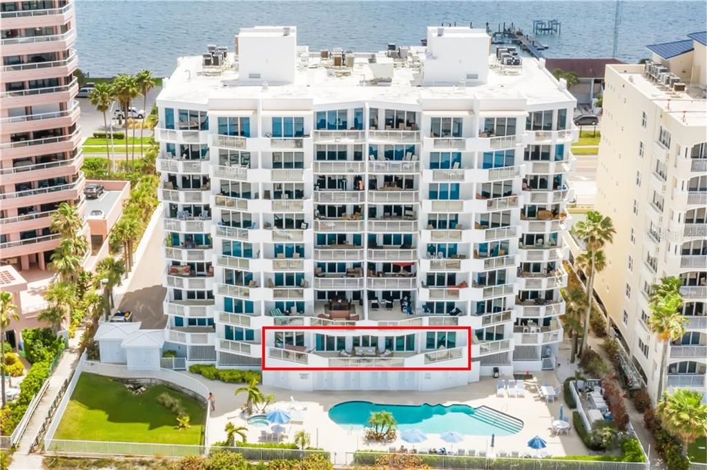 Expansive 62 ft balcony offers unparalleled views of the white sands and turquoise water of the Gulf of Mexico.  Your private cabana offers the ultimate in lazy day comfort as your relax by the heated pool and spa.