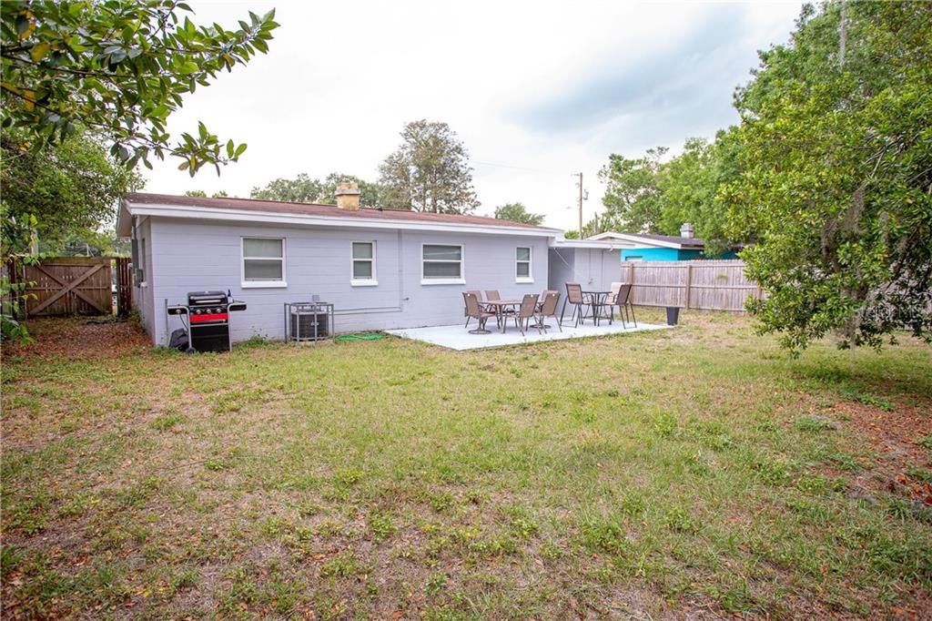 Recently Sold: $195,000 (3 beds, 1 baths, 816 Square Feet)