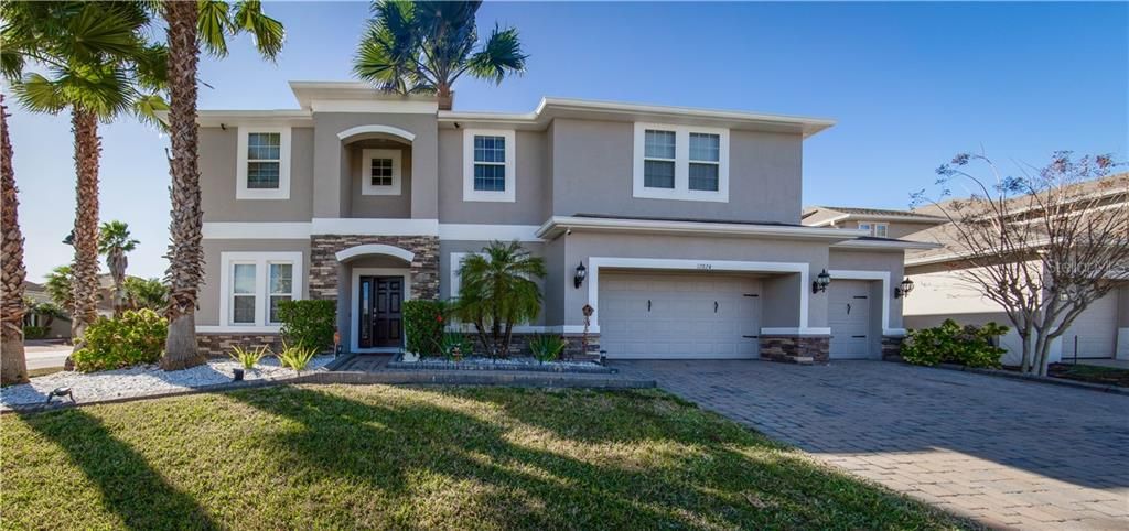 Recently Sold: $599,000 (5 beds, 3 baths, 4070 Square Feet)