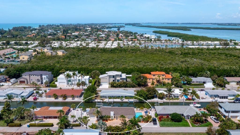 Recently Sold: $855,000 (3 beds, 3 baths, 1846 Square Feet)