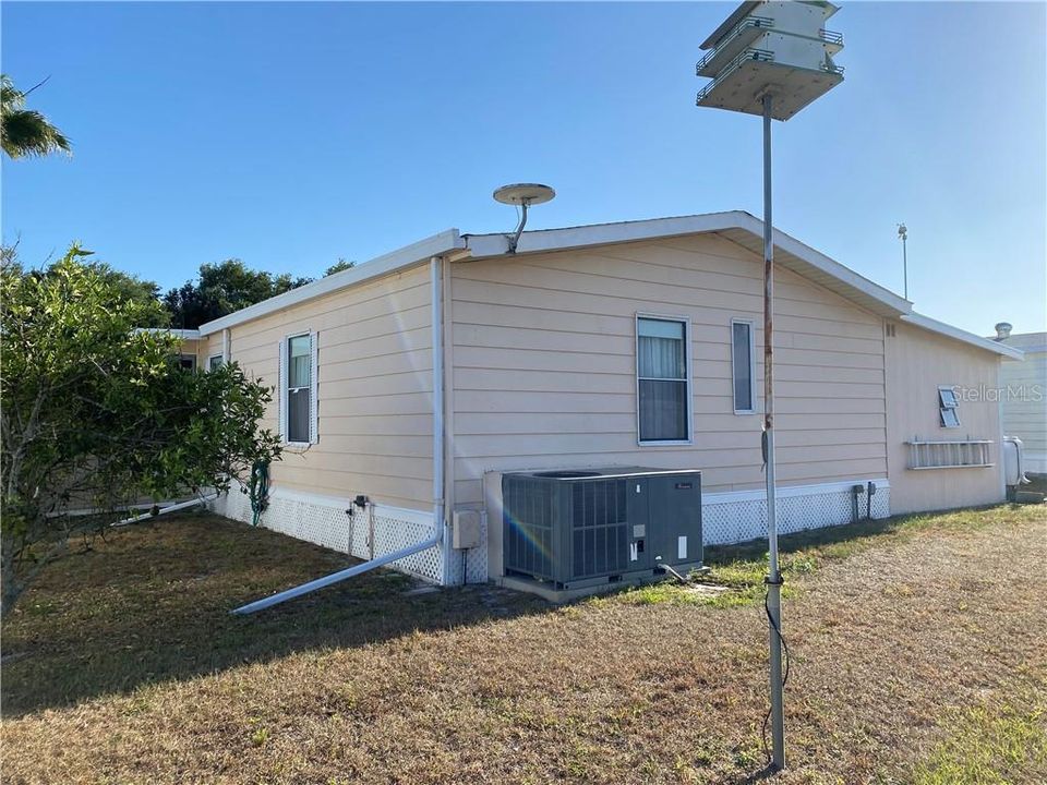 Recently Sold: $74,900 (2 beds, 2 baths, 1274 Square Feet)