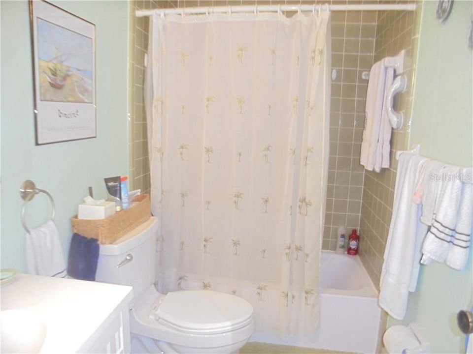 最近售出: $159,900 (3 贝兹, 2 浴室, 1385 平方英尺)