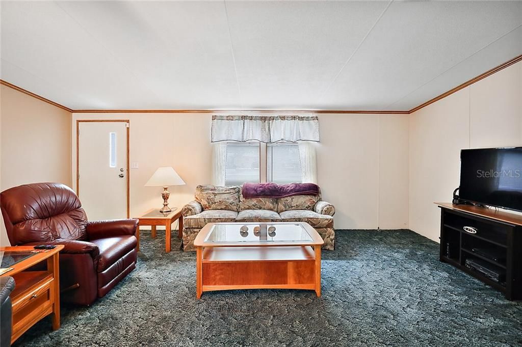 Vendido Recientemente: $103,000 (3 camas, 2 baños, 1242 Pies cuadrados)
