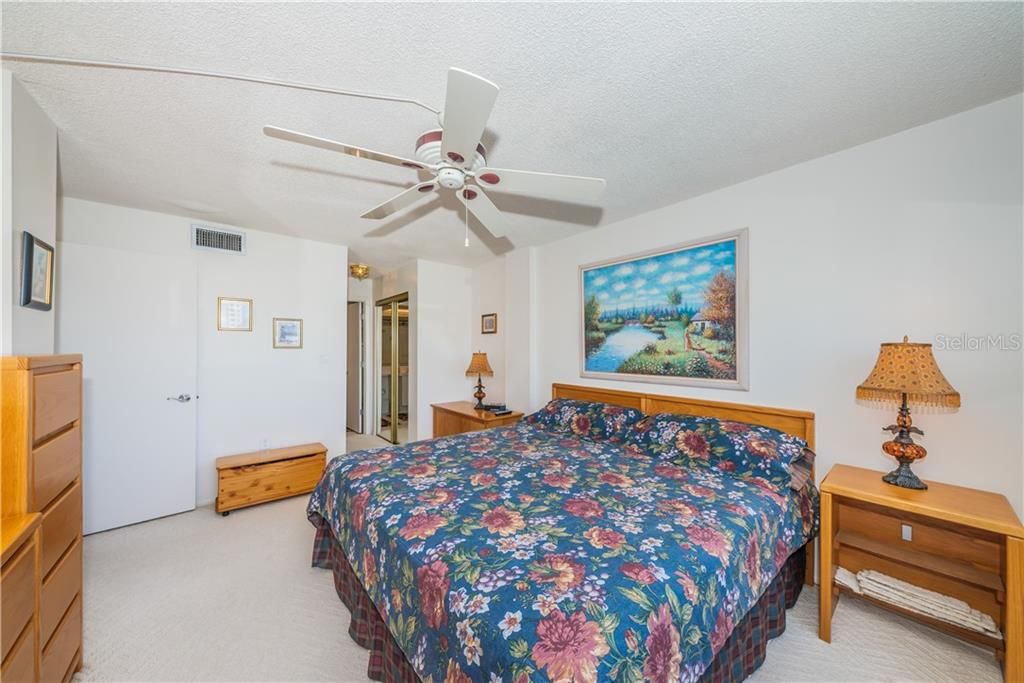 Recently Sold: $167,500 (1 beds, 1 baths, 755 Square Feet)
