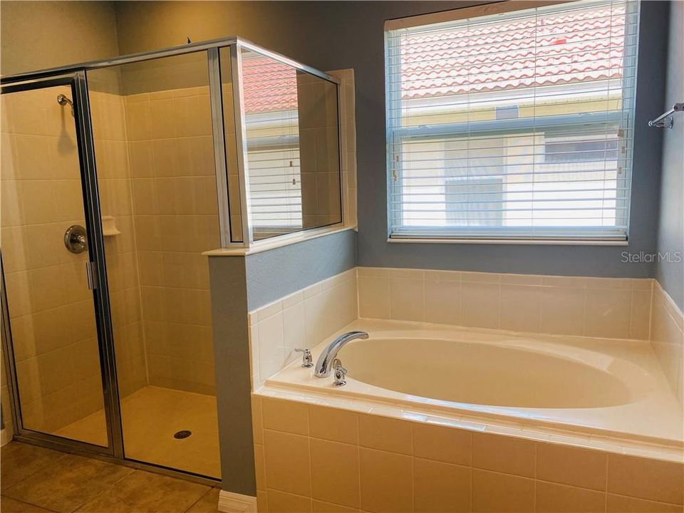 Недавно арендовано: $2,000 (5 спален, 4 ванн, 2984 Квадратных фут)
