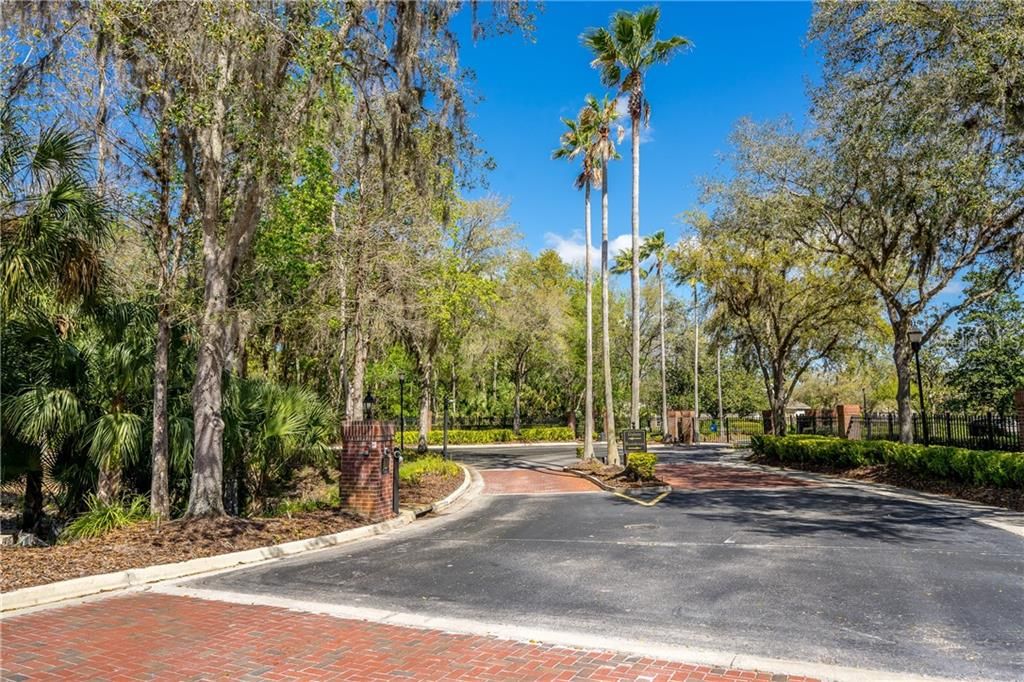 Recently Sold: $749,000 (4 beds, 3 baths, 4262 Square Feet)