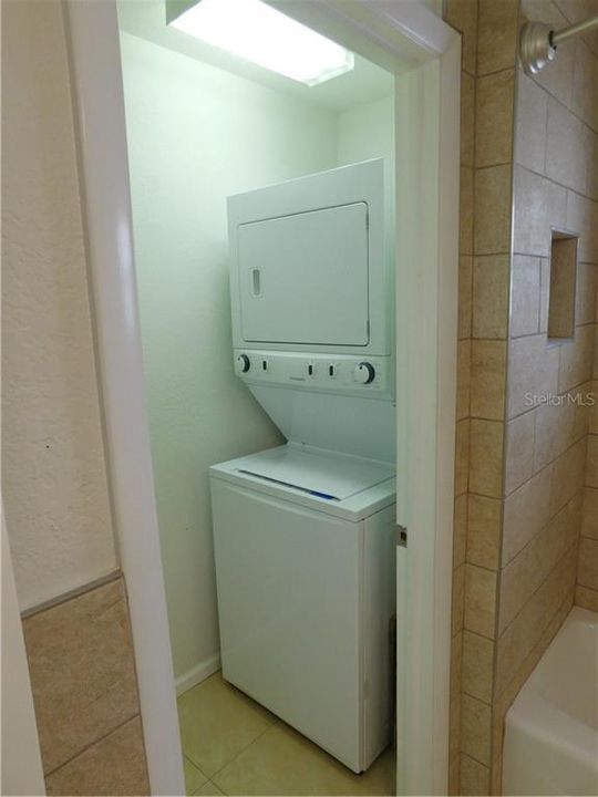 Washer/Dryer Alcove