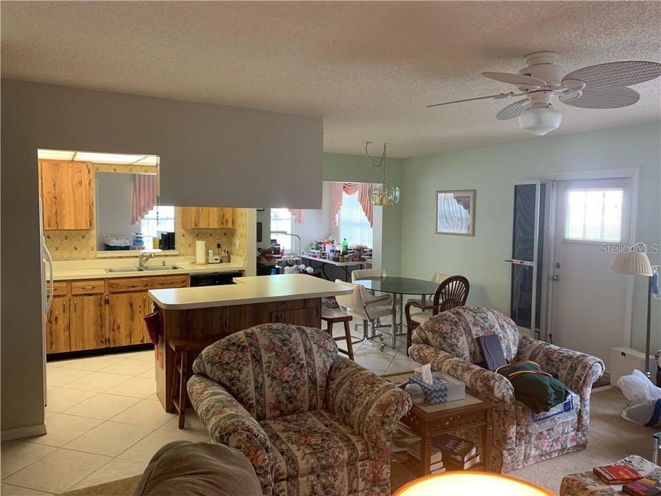 Recently Sold: $109,900 (2 beds, 2 baths, 1169 Square Feet)