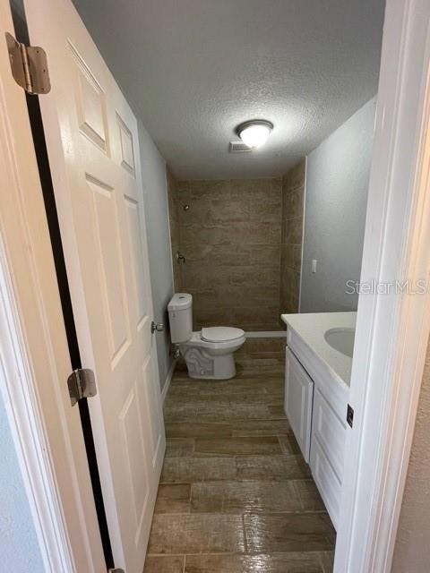 Recently Sold: $189,900 (4 beds, 1 baths, 1152 Square Feet)