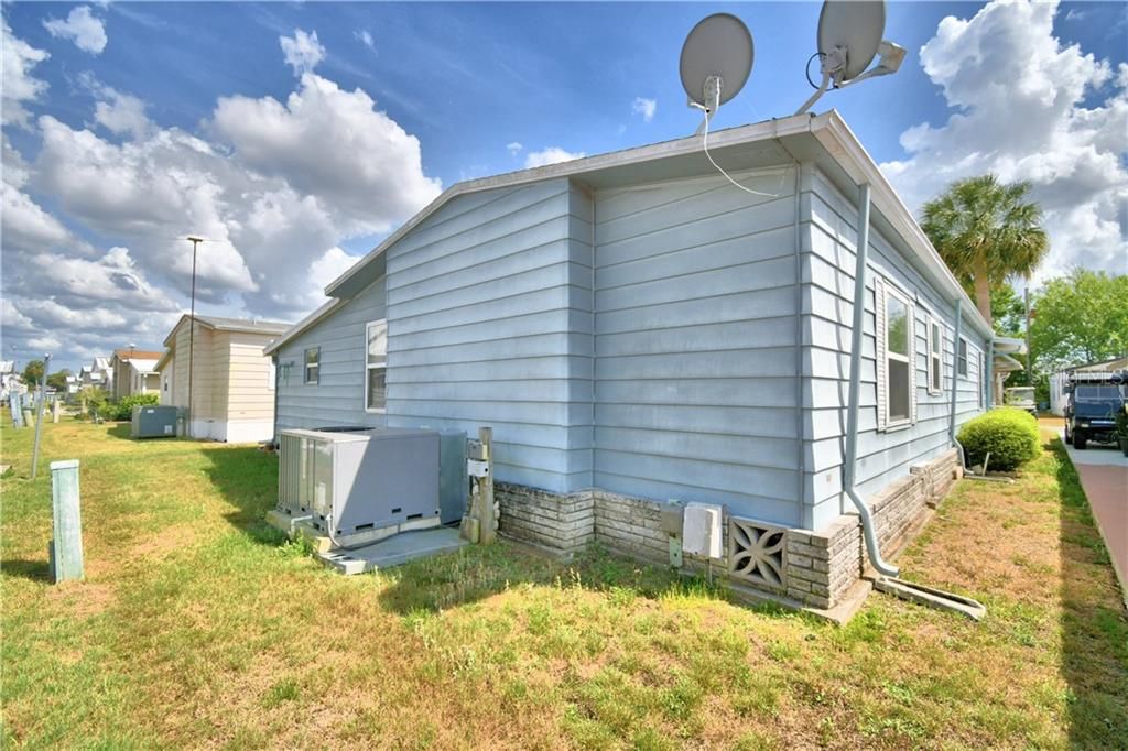 Recently Sold: $82,900 (2 beds, 2 baths, 1344 Square Feet)