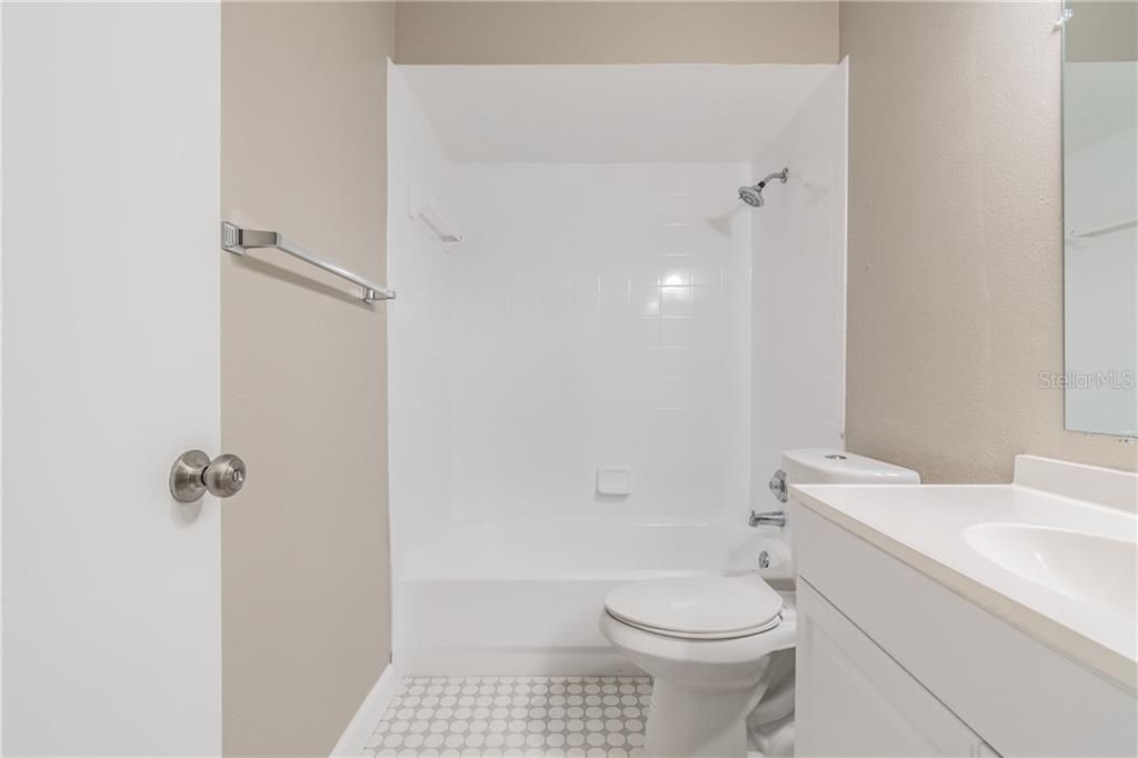 最近租的: $2,000 (3 贝兹, 2 浴室, 1475 平方英尺)