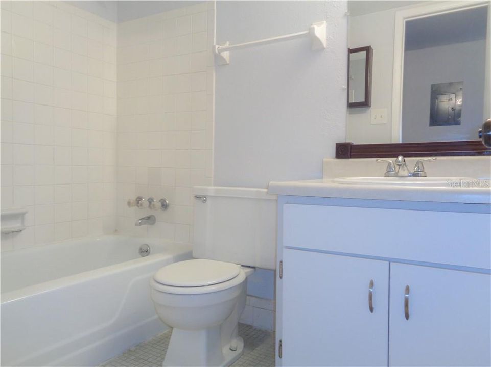 Недавно арендовано: $1,000 (1 спален, 1 ванн, 680 Квадратных фут)