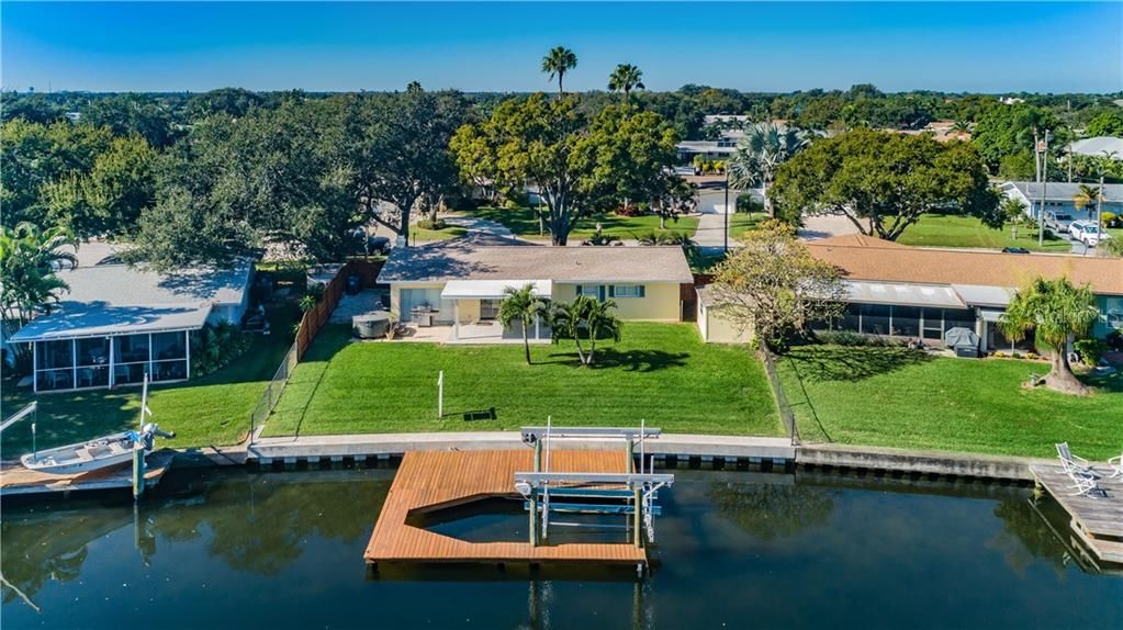 最近售出: $529,000 (3 贝兹, 1 浴室, 1404 平方英尺)