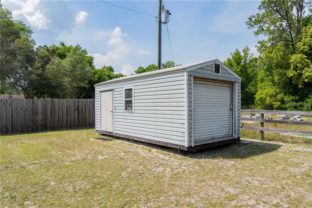 Recently Sold: $130,000 (2 beds, 1 baths, 900 Square Feet)