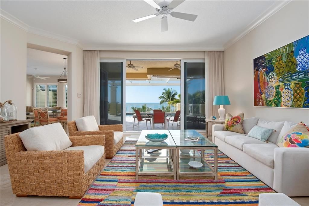Recently Sold: $4,000,000 (3 beds, 3 baths, 3697 Square Feet)