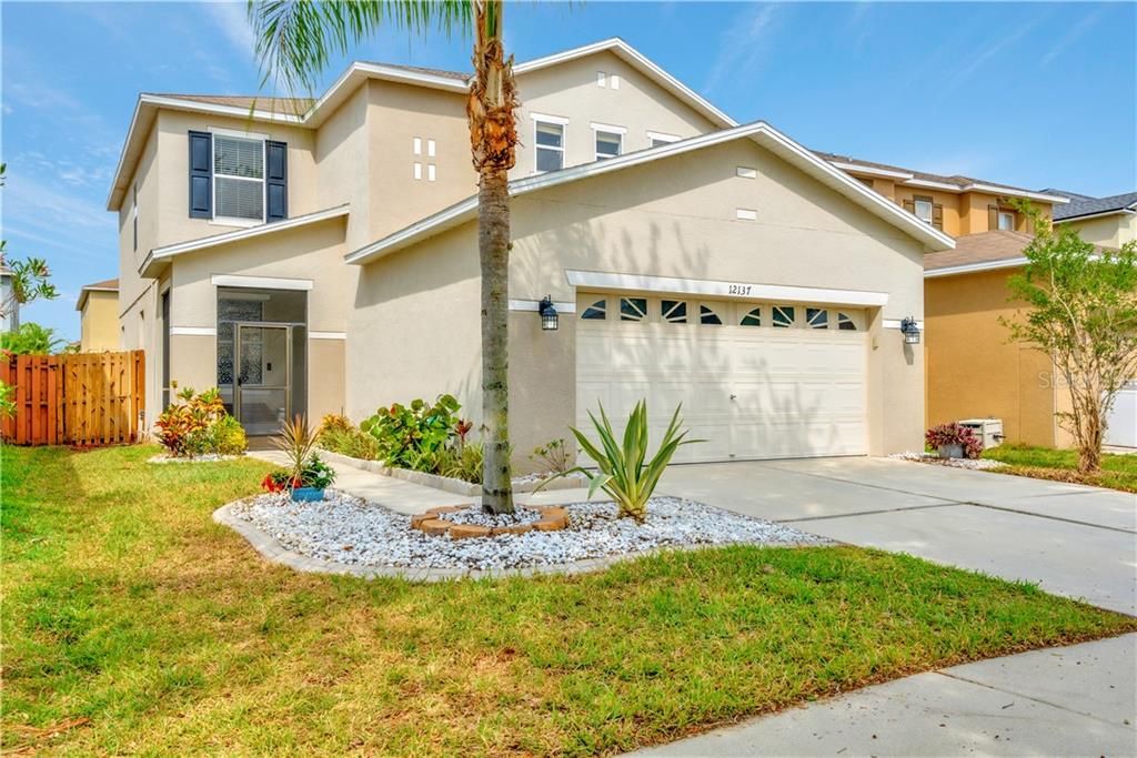 Recently Sold: $250,000 (4 beds, 2 baths, 2283 Square Feet)
