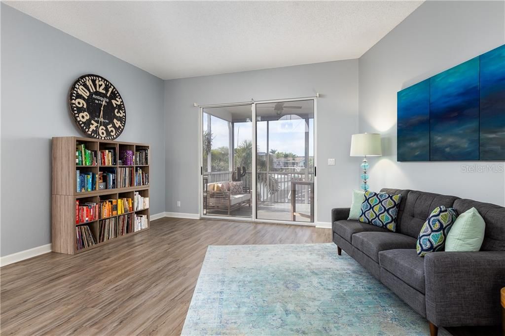 Recently Sold: $1,170,000 (3 beds, 2 baths, 2606 Square Feet)