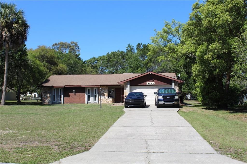 Recently Sold: $270,000 (3 beds, 2 baths, 1804 Square Feet)