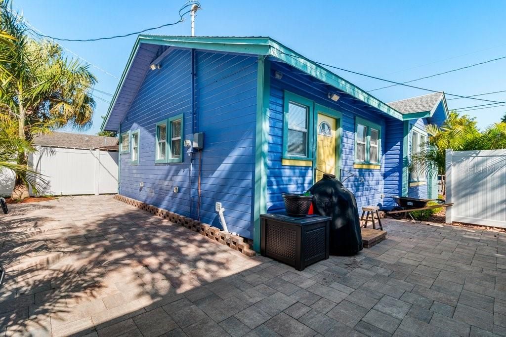 Recently Sold: $250,000 (2 beds, 2 baths, 1120 Square Feet)