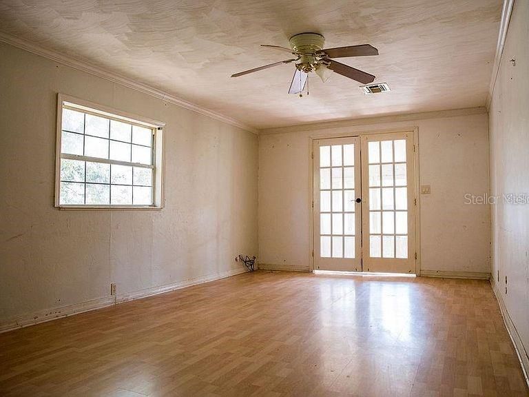 Recently Sold: $80,000 (3 beds, 1 baths, 1198 Square Feet)
