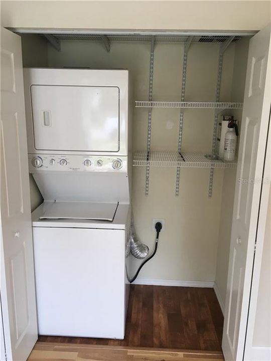 Recently Rented: $1,000 (2 beds, 1 baths, 758 Square Feet)