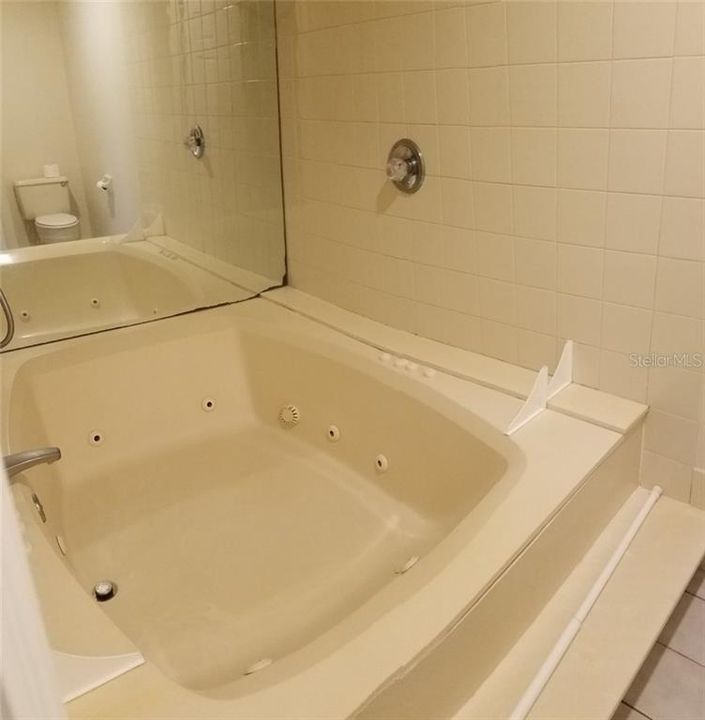 最近售出: $189,900 (2 贝兹, 2 浴室, 1497 平方英尺)