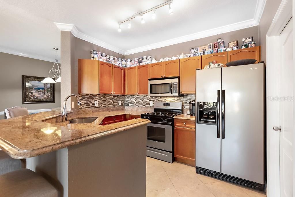 Recently Sold: $270,000 (2 beds, 2 baths, 1309 Square Feet)