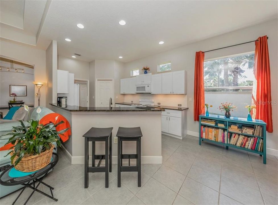 Recently Sold: $354,000 (3 beds, 2 baths, 2259 Square Feet)