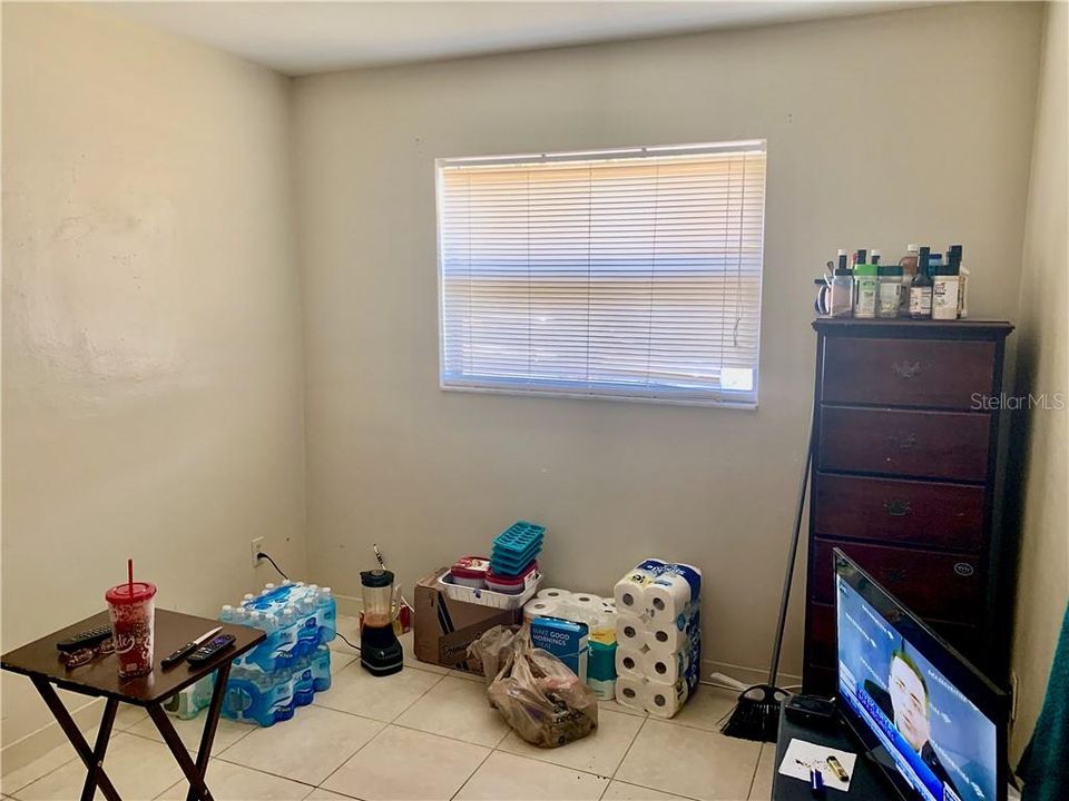 Recently Sold: $180,000 (4 beds, 2 baths, 1430 Square Feet)