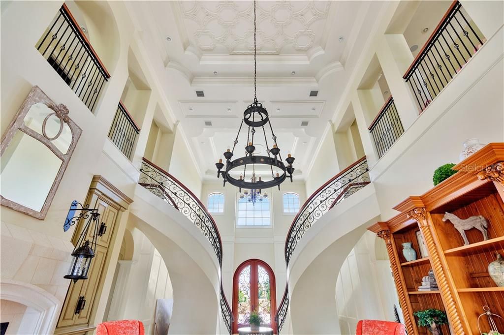 Recently Sold: $2,600,000 (6 beds, 6 baths, 11069 Square Feet)
