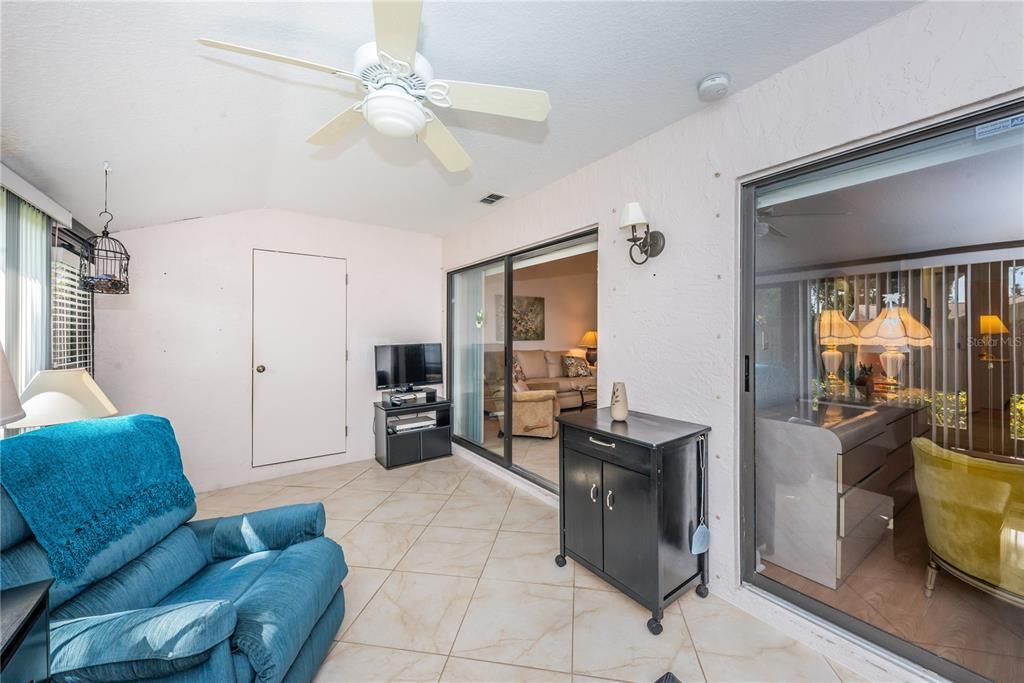 Recently Sold: $225,000 (2 beds, 2 baths, 1350 Square Feet)