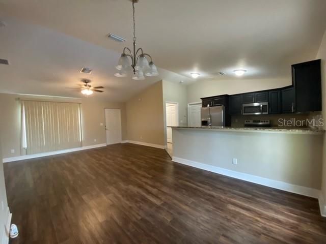 Recently Sold: $340,000 (3 beds, 2 baths, 1272 Square Feet)
