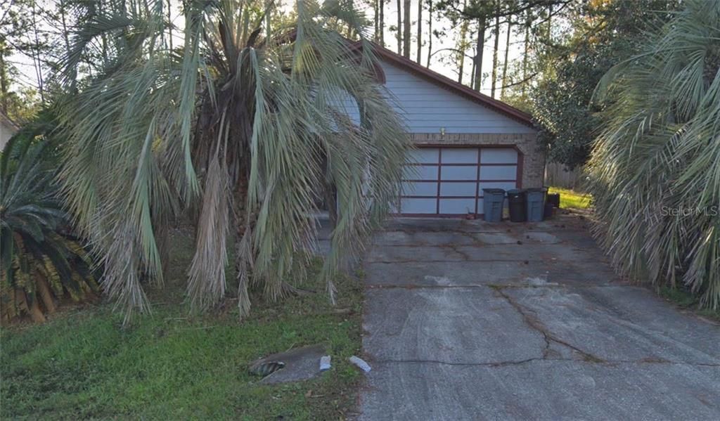 Recently Sold: $185,000 (4 beds, 2 baths, 1676 Square Feet)