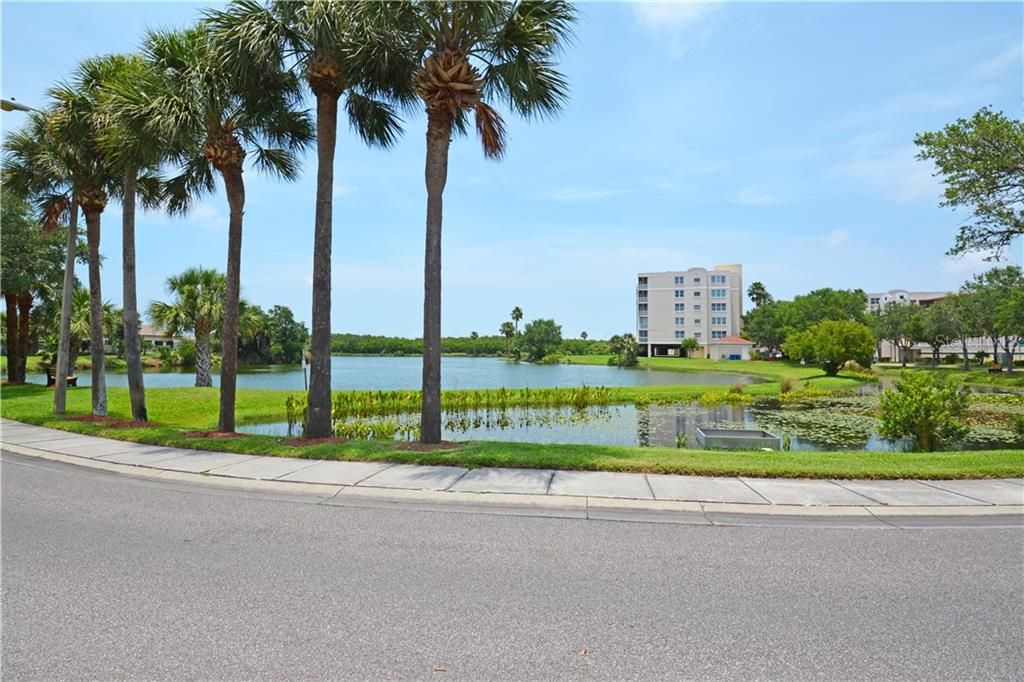 Recently Sold: $399,000 (3 beds, 2 baths, 1470 Square Feet)