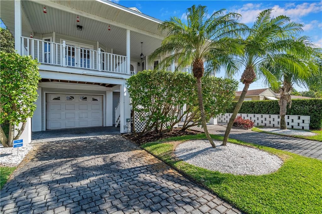 Recently Sold: $769,000 (4 beds, 3 baths, 2258 Square Feet)