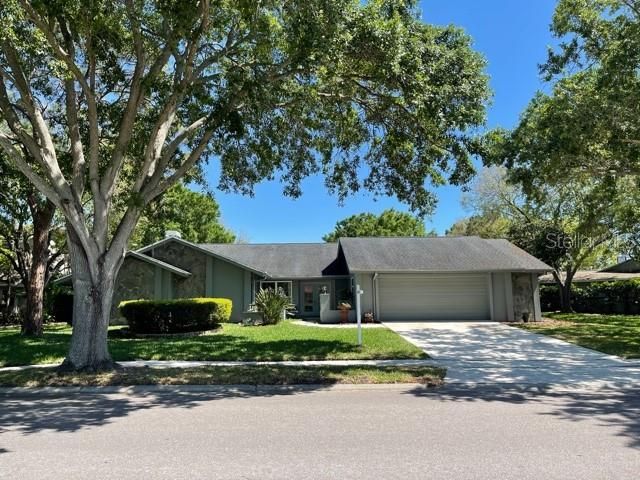Recently Sold: $589,900 (4 beds, 3 baths, 2866 Square Feet)